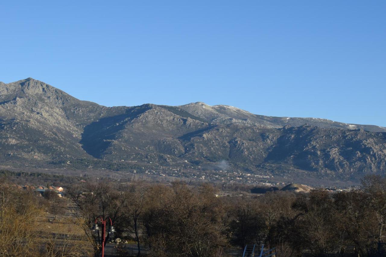 Hospederia La Canada Moralzarzal Exterior foto